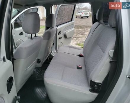 Сірий Дачія Logan MCV, об'ємом двигуна 1.6 л та пробігом 164 тис. км за 5300 $, фото 19 на Automoto.ua