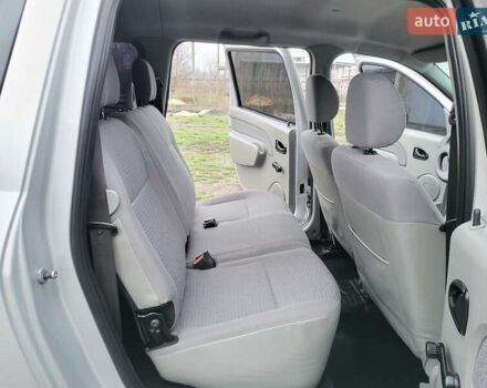 Сірий Дачія Logan MCV, об'ємом двигуна 1.6 л та пробігом 164 тис. км за 5300 $, фото 16 на Automoto.ua