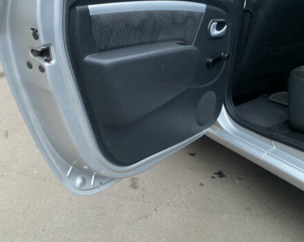 Сірий Дачія Logan MCV, об'ємом двигуна 1.6 л та пробігом 213 тис. км за 6450 $, фото 15 на Automoto.ua