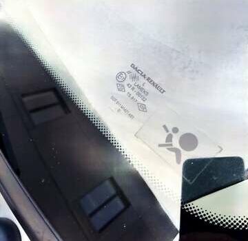 Сірий Дачія Logan MCV, об'ємом двигуна 1.6 л та пробігом 162 тис. км за 6950 $, фото 24 на Automoto.ua