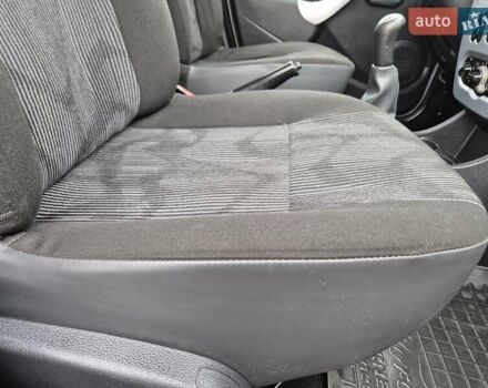 Серый Дачия Logan MCV, объемом двигателя 1.6 л и пробегом 174 тыс. км за 5950 $, фото 82 на Automoto.ua