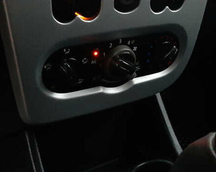 Серый Дачия Logan MCV, объемом двигателя 1.6 л и пробегом 180 тыс. км за 6650 $, фото 48 на Automoto.ua