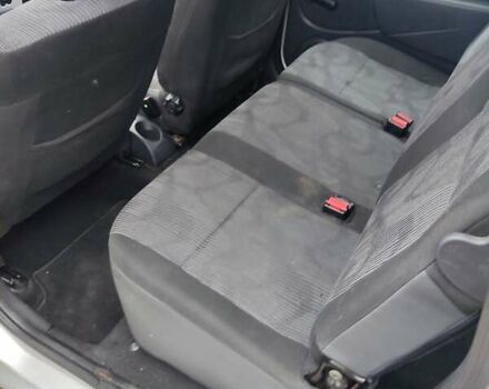 Сірий Дачія Logan MCV, об'ємом двигуна 1.6 л та пробігом 162 тис. км за 6950 $, фото 10 на Automoto.ua