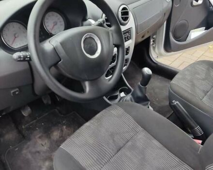 Сірий Дачія Logan MCV, об'ємом двигуна 1.6 л та пробігом 162 тис. км за 6950 $, фото 7 на Automoto.ua