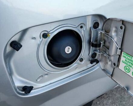 Серый Дачия Logan MCV, объемом двигателя 1.6 л и пробегом 219 тыс. км за 5900 $, фото 27 на Automoto.ua