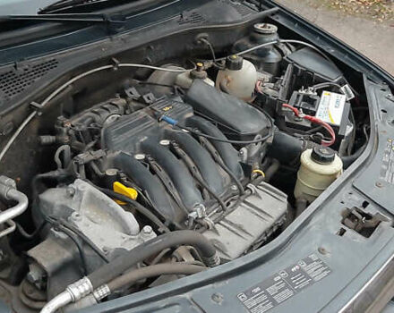 Серый Дачия Logan MCV, объемом двигателя 1.6 л и пробегом 180 тыс. км за 6650 $, фото 57 на Automoto.ua