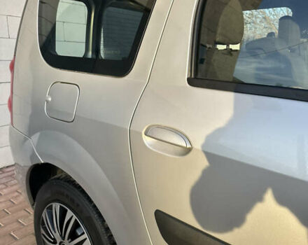 Сірий Дачія Logan MCV, об'ємом двигуна 1.6 л та пробігом 172 тис. км за 6150 $, фото 48 на Automoto.ua