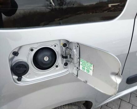 Серый Дачия Logan MCV, объемом двигателя 1.6 л и пробегом 163 тыс. км за 6950 $, фото 15 на Automoto.ua