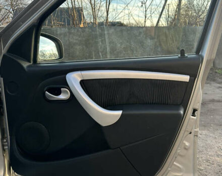 Сірий Дачія Logan MCV, об'ємом двигуна 1.6 л та пробігом 172 тис. км за 6150 $, фото 23 на Automoto.ua