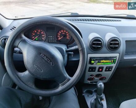 Серый Дачия Logan MCV, объемом двигателя 1.6 л и пробегом 219 тыс. км за 5900 $, фото 9 на Automoto.ua