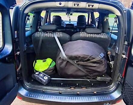 Серый Дачия Logan MCV, объемом двигателя 1.6 л и пробегом 224 тыс. км за 6800 $, фото 13 на Automoto.ua