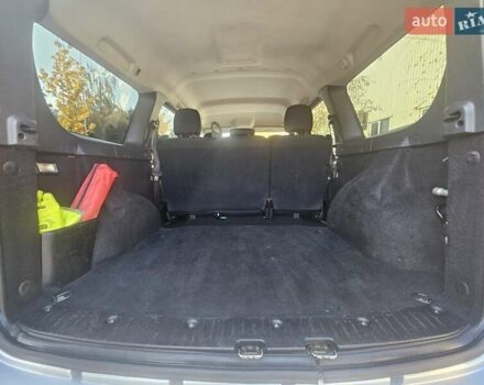 Серый Дачия Logan MCV, объемом двигателя 1.6 л и пробегом 196 тыс. км за 5850 $, фото 40 на Automoto.ua