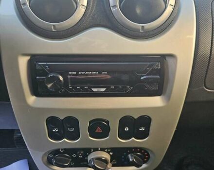 Серый Дачия Logan MCV, объемом двигателя 1.6 л и пробегом 196 тыс. км за 5850 $, фото 80 на Automoto.ua