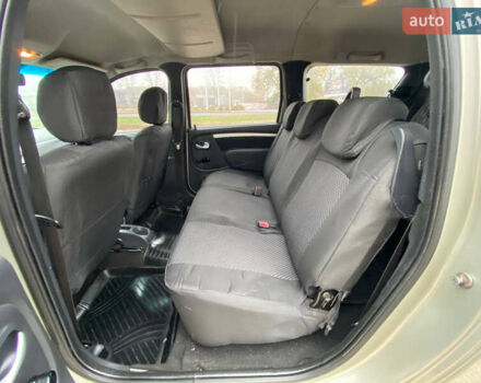 Серый Дачия Logan MCV, объемом двигателя 1.5 л и пробегом 192 тыс. км за 6500 $, фото 17 на Automoto.ua