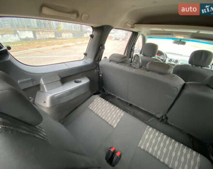 Серый Дачия Logan MCV, объемом двигателя 1.5 л и пробегом 192 тыс. км за 6500 $, фото 37 на Automoto.ua