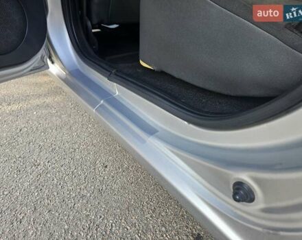 Серый Дачия Logan MCV, объемом двигателя 1.6 л и пробегом 196 тыс. км за 5850 $, фото 52 на Automoto.ua