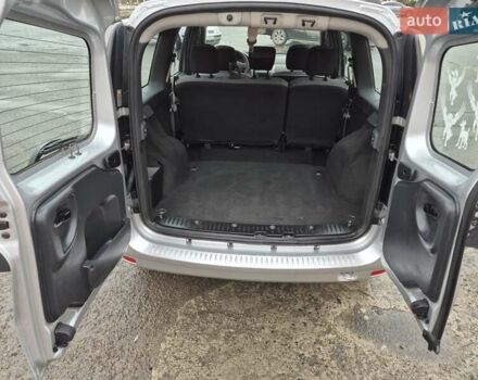 Серый Дачия Logan MCV, объемом двигателя 0 л и пробегом 182 тыс. км за 6950 $, фото 72 на Automoto.ua