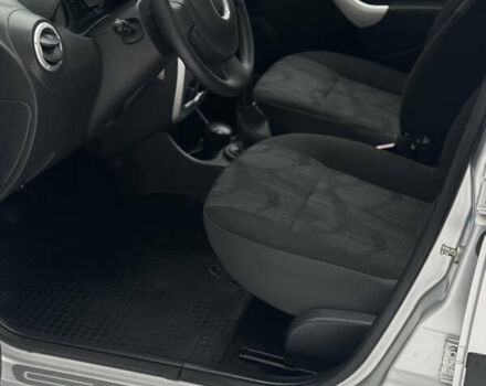 Серый Дачия Logan MCV, объемом двигателя 1.6 л и пробегом 124 тыс. км за 6650 $, фото 11 на Automoto.ua