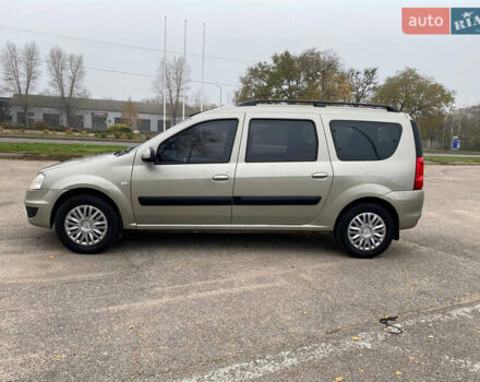 Серый Дачия Logan MCV, объемом двигателя 1.5 л и пробегом 192 тыс. км за 6500 $, фото 4 на Automoto.ua
