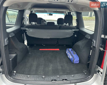 Серый Дачия Logan MCV, объемом двигателя 1.6 л и пробегом 138 тыс. км за 6999 $, фото 47 на Automoto.ua