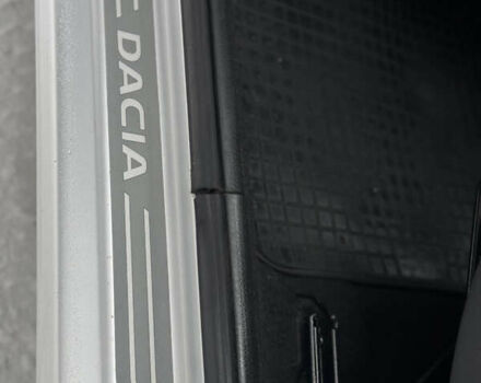 Серый Дачия Logan MCV, объемом двигателя 1.6 л и пробегом 124 тыс. км за 6650 $, фото 12 на Automoto.ua