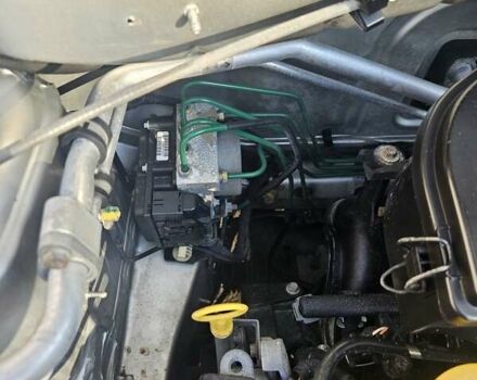 Серый Дачия Logan MCV, объемом двигателя 1.6 л и пробегом 196 тыс. км за 5850 $, фото 86 на Automoto.ua