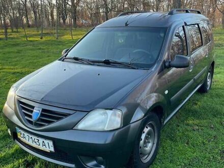 Серый Дачия Logan MCV, объемом двигателя 1.6 л и пробегом 352 тыс. км за 4500 $, фото 1 на Automoto.ua