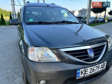 Серый Дачия Logan MCV, объемом двигателя 1.6 л и пробегом 273 тыс. км за 5900 $, фото 1 на Automoto.ua