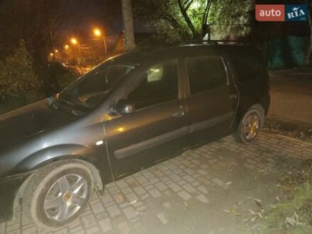 Серый Дачия Logan MCV, объемом двигателя 1.6 л и пробегом 240 тыс. км за 6000 $, фото 1 на Automoto.ua