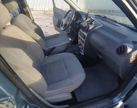 Синий Дачия Logan MCV, объемом двигателя 1.6 л и пробегом 194 тыс. км за 5400 $, фото 5 на Automoto.ua