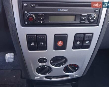 Синій Дачія Logan MCV, об'ємом двигуна 1.6 л та пробігом 238 тис. км за 5500 $, фото 20 на Automoto.ua