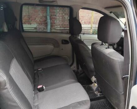 Синій Дачія Logan MCV, об'ємом двигуна 1.6 л та пробігом 196 тис. км за 5500 $, фото 2 на Automoto.ua