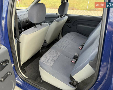 Синий Дачия Logan MCV, объемом двигателя 1.4 л и пробегом 152 тыс. км за 3900 $, фото 24 на Automoto.ua