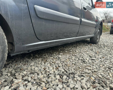 Синій Дачія Logan MCV, об'ємом двигуна 1.6 л та пробігом 333 тис. км за 2750 $, фото 5 на Automoto.ua