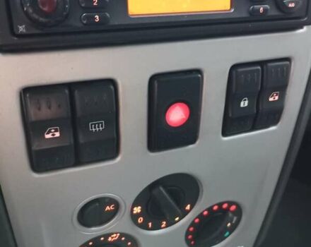 Синий Дачия Logan MCV, объемом двигателя 1.6 л и пробегом 258 тыс. км за 3850 $, фото 15 на Automoto.ua