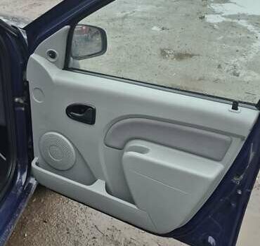 Синій Дачія Logan MCV, об'ємом двигуна 1.6 л та пробігом 180 тис. км за 5490 $, фото 15 на Automoto.ua