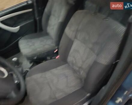 Синий Дачия Logan MCV, объемом двигателя 1.6 л и пробегом 175 тыс. км за 5950 $, фото 3 на Automoto.ua