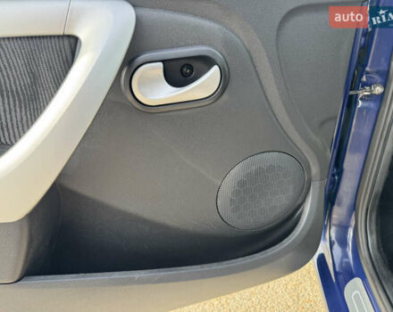 Синій Дачія Logan MCV, об'ємом двигуна 1.6 л та пробігом 198 тис. км за 6350 $, фото 39 на Automoto.ua