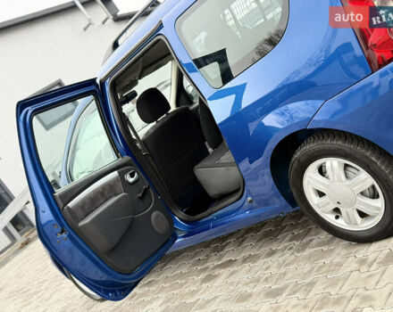 Синий Дачия Logan MCV, объемом двигателя 1.6 л и пробегом 200 тыс. км за 6400 $, фото 65 на Automoto.ua