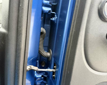 Синий Дачия Logan MCV, объемом двигателя 1.6 л и пробегом 200 тыс. км за 6400 $, фото 90 на Automoto.ua