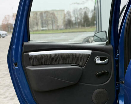 Синий Дачия Logan MCV, объемом двигателя 1.6 л и пробегом 200 тыс. км за 6400 $, фото 66 на Automoto.ua