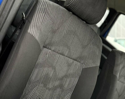 Синий Дачия Logan MCV, объемом двигателя 1.6 л и пробегом 200 тыс. км за 6400 $, фото 98 на Automoto.ua