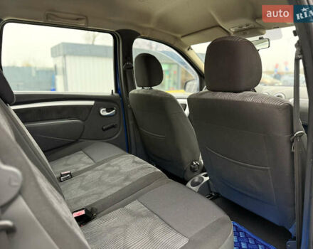 Синий Дачия Logan MCV, объемом двигателя 1.6 л и пробегом 200 тыс. км за 6400 $, фото 83 на Automoto.ua