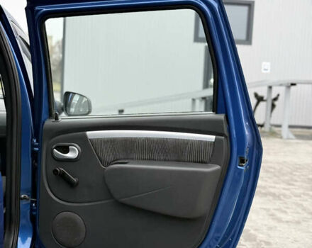 Синий Дачия Logan MCV, объемом двигателя 1.6 л и пробегом 200 тыс. км за 6400 $, фото 80 на Automoto.ua