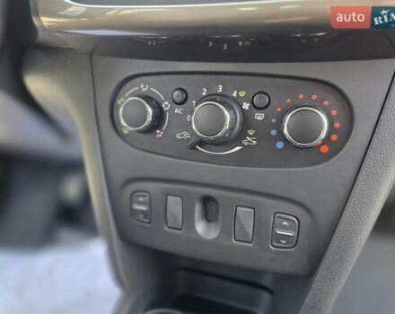 Дачия Logan MCV 2013 в Луцке на Automoto.ua Синий Дачия Logan MCV, объемом двигателя 0.9 л и пробегом 163 тыс. км за 5550 $, фото 40 на Automoto.ua