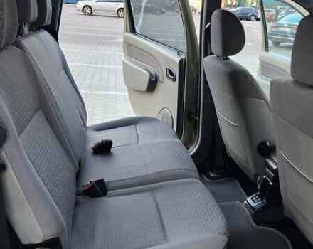 Зеленый Дачия Logan MCV, объемом двигателя 1.6 л и пробегом 420 тыс. км за 4400 $, фото 10 на Automoto.ua