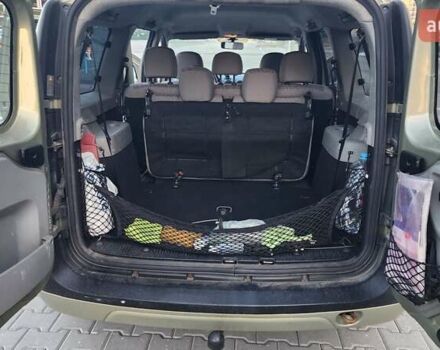 Зеленый Дачия Logan MCV, объемом двигателя 1.6 л и пробегом 420 тыс. км за 4400 $, фото 5 на Automoto.ua