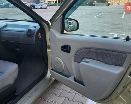 Зеленый Дачия Logan MCV, объемом двигателя 1.6 л и пробегом 420 тыс. км за 4400 $, фото 13 на Automoto.ua