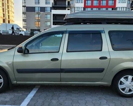 Зеленый Дачия Logan MCV, объемом двигателя 1.6 л и пробегом 420 тыс. км за 4400 $, фото 1 на Automoto.ua