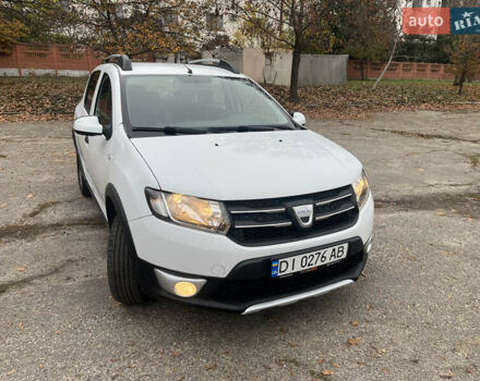 Белый Дачия Sandero StepWay, объемом двигателя 0.9 л и пробегом 217 тыс. км за 5500 $, фото 7 на Automoto.ua